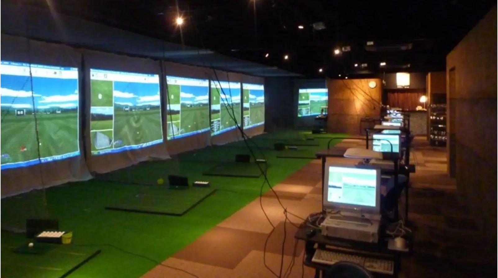 BOXGOLF 新宿ゴルフ練習場